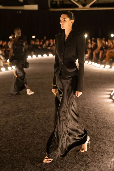 Look 22